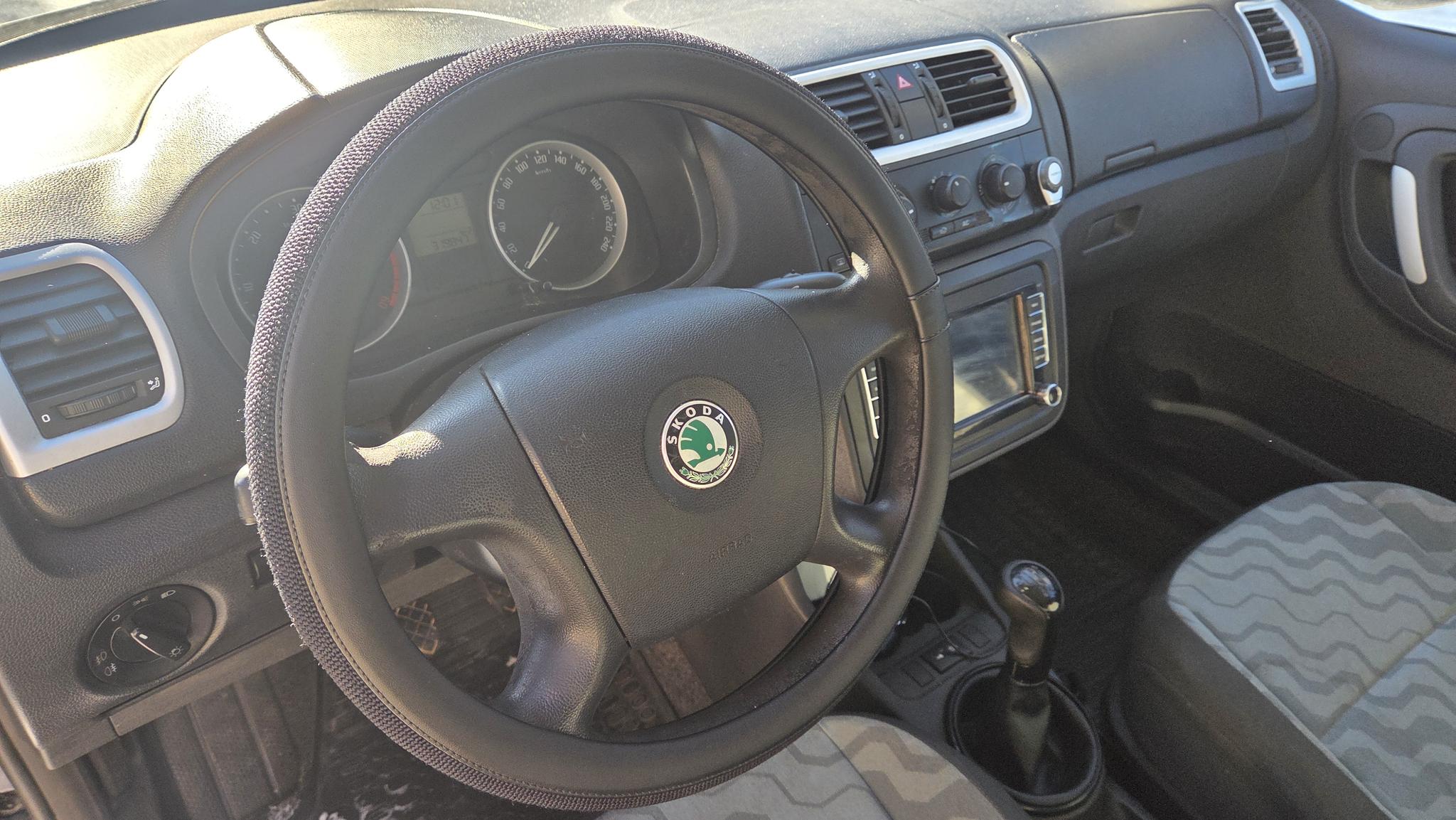 Škoda Fabia II 1.9 TDI 77 kW 2007 – STK 2027 10